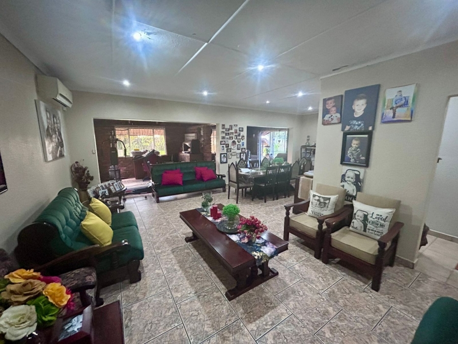 3 Bedroom Property for Sale in Stilfontein Ext 4 North West